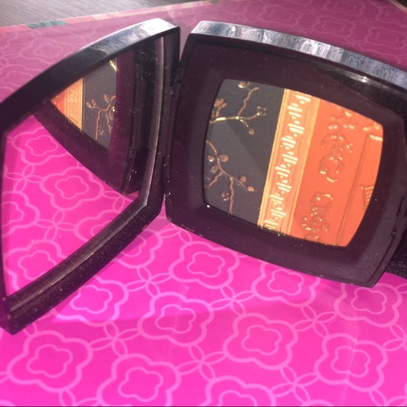 2005 - Coromandels De Chanel - Eyeshadow & Blush Makeup Palette - Picture 2 of 4